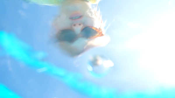 Ida Kammerloch, ULTRA ALL INCLUSIVE, Filmstill, 2024, Courtesy Ida Kammerloch