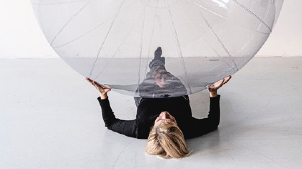 Buchcover Across Time, Form and Space